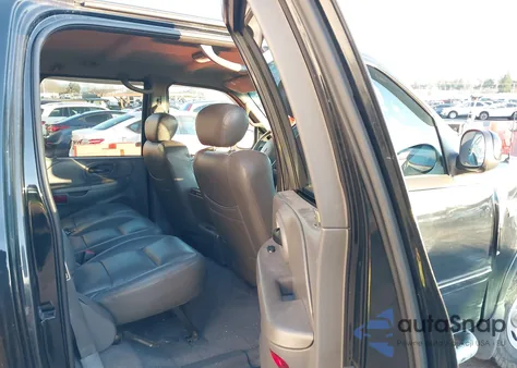 2001 Ford F-150 King Ranch Edition/Lariat/Xlt from USA, damaged, VIN 1FTRW08LX1KC33779